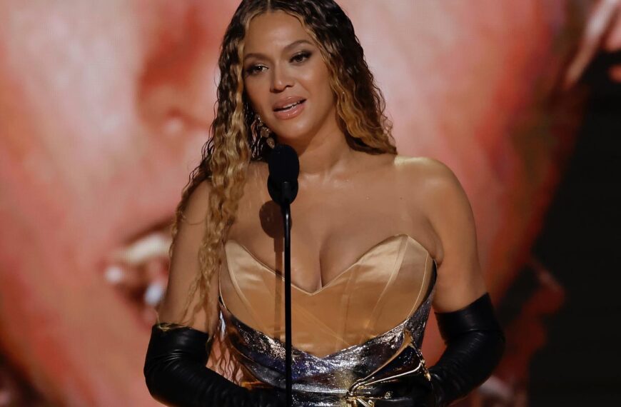 Beyoncé ganó cuatro premios Grammys este domingo, batiendo el récord…