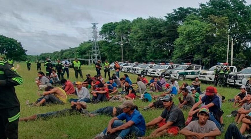 Policía detiene a 63 personas en el cordón ecológico