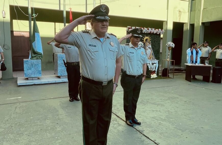 Nuevo comandante en Santa Cruz evalúa los servicios de prevención…