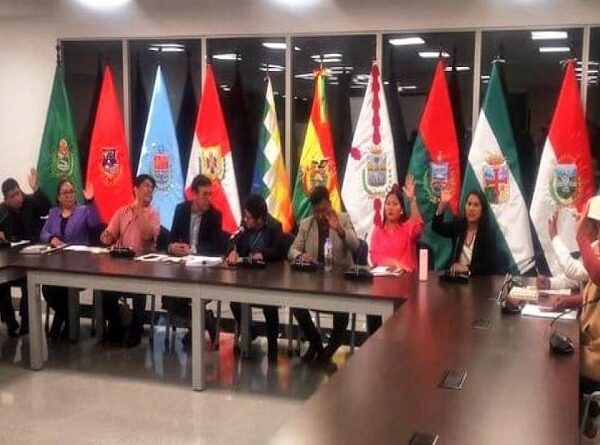 Aprueban informe con suficientes postulantes al Tribunal Agroambiental y a la Magistratura