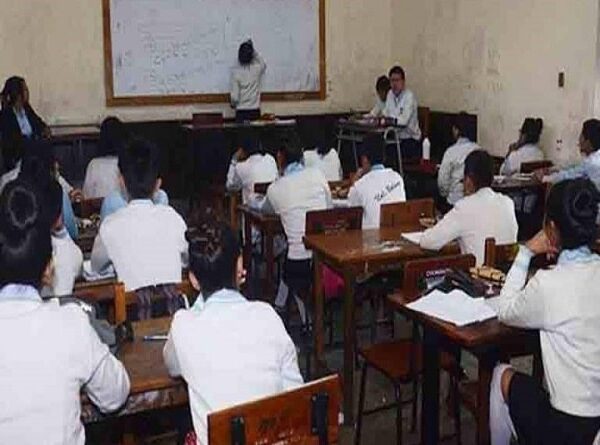 Por bloqueos clases hay unidades que pasarán virtual