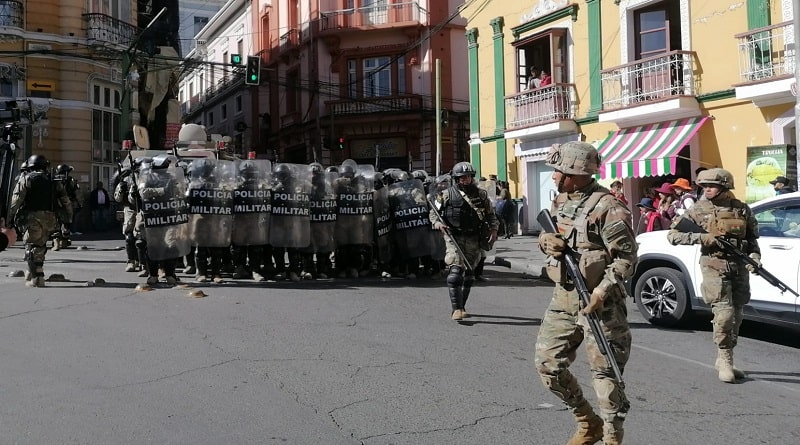 Piden que el Comandante de la Policía y del Ejército…