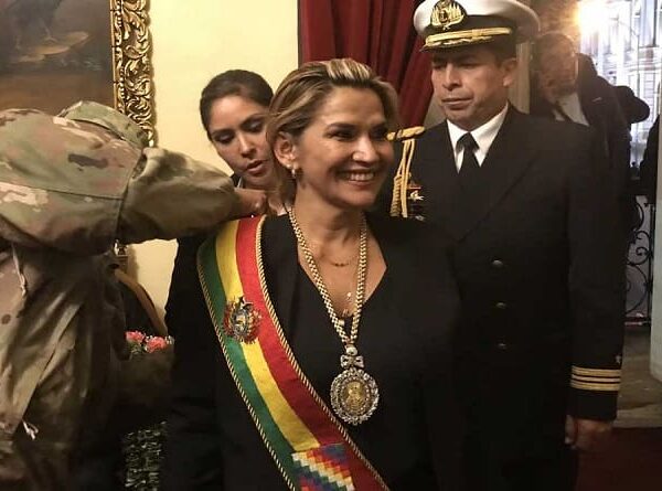 ‘Asumí mi deber y volvería a hacerlo’: Añez a cinco años de su asunción como presidenta