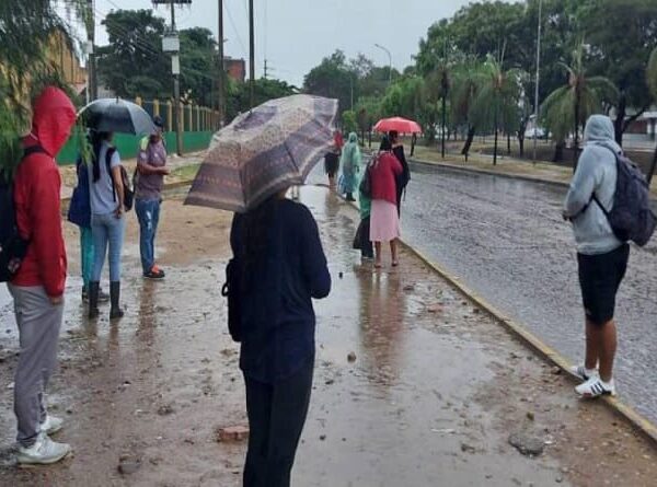 Senamhi emite alerta naranja para cuatro departamentos del país