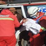 Bomberos de El Alto asisten en el parto de una mujer y salvan…