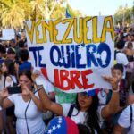 Oposición venezolana comienza protestas por el mundo en víspera de asunción presidencial