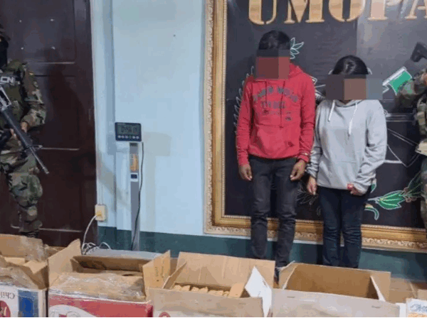 Incautan 168 paquetes de marihuana camuflados en cajas de fruta durante control en carretera Santa Cruz – Cochabamba